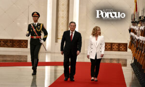 “Quota mandarina” di Stellantis tra sindrome cinese e ring Tavares-Urso