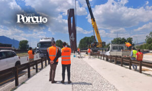 Tre strade, un incrocio e una fila di lampioni: la scommessa del Lazio
